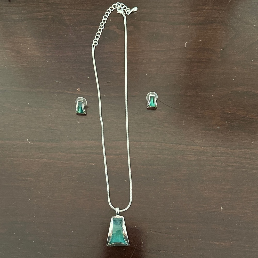Elegant Silver and Blue/Green Jewelry Set